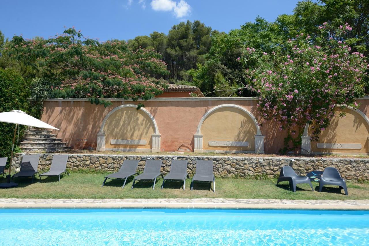 Le Pool House - Private Jacuzzi - Mas Des Sous Bois Hotel Ventabren Luaran gambar